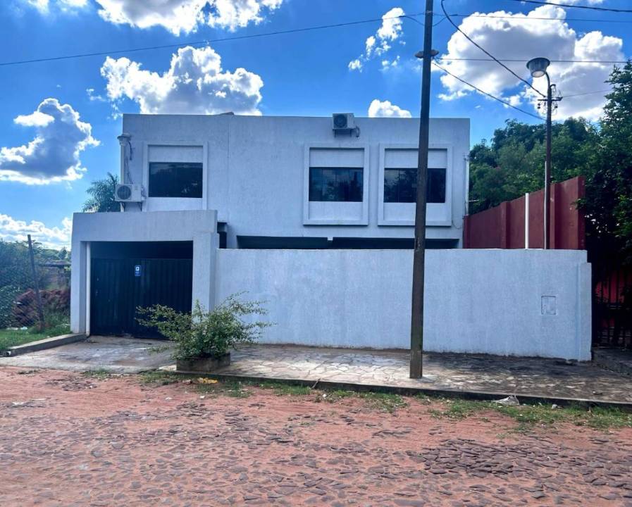 Casa en venta en Nemby