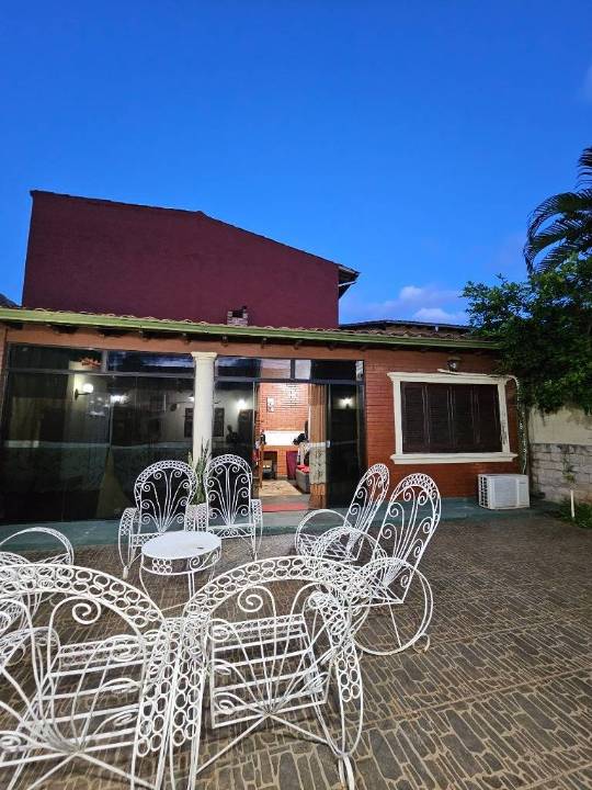 Casa en venta en Luque