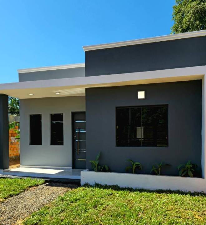 Casa en venta en Luque