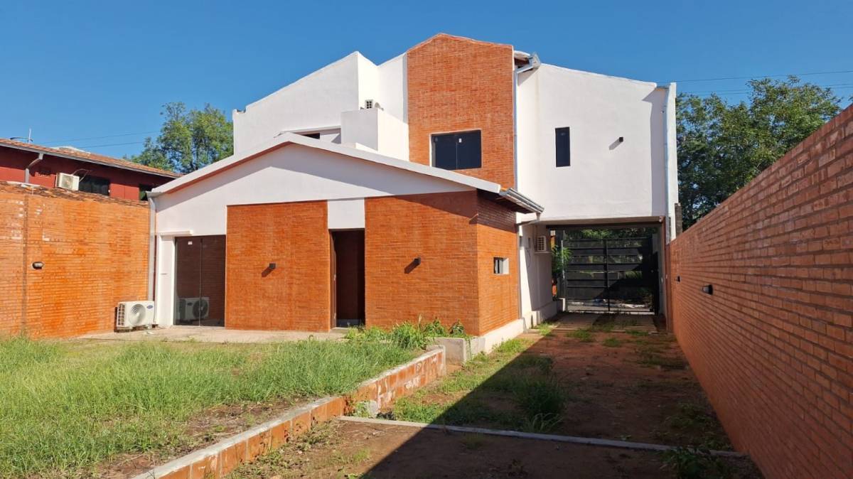 Casa en venta en Fernando De La Mora
