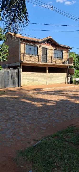 Casa en venta en Luque