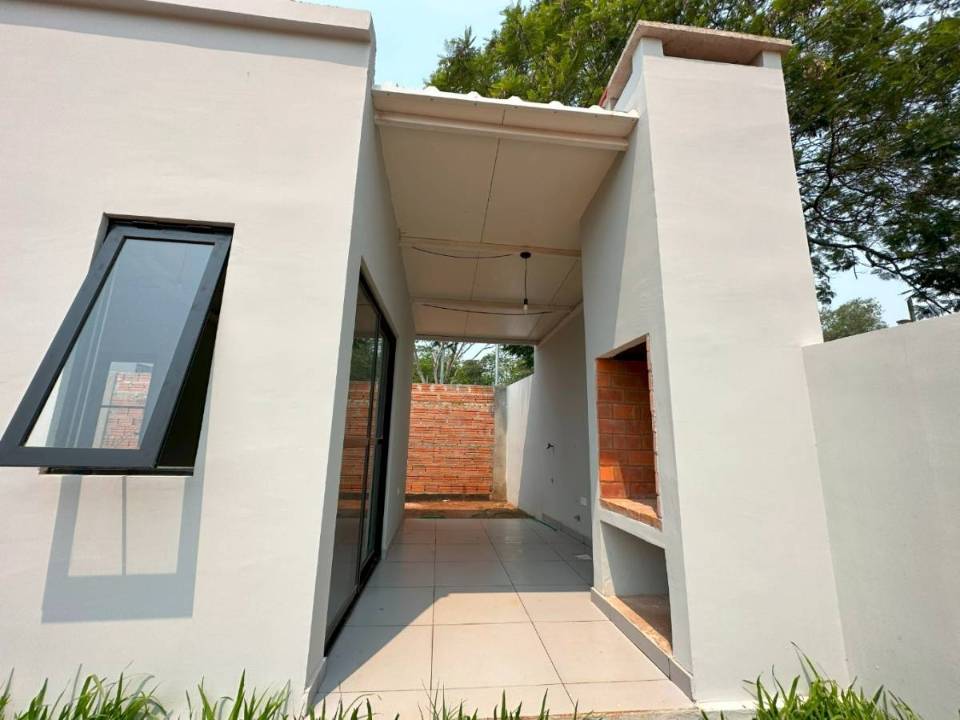 Casa en venta en Aregua