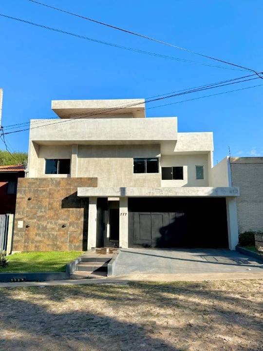 Casa en venta en Lambare