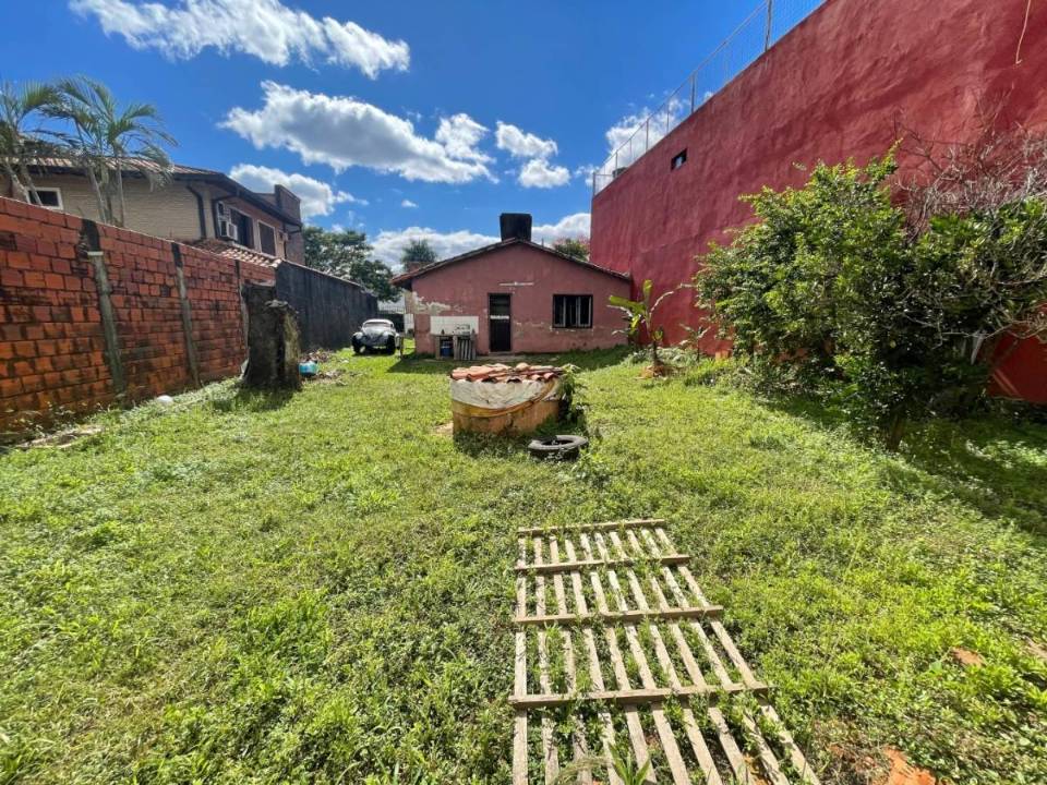 Terreno en venta en Fernando De La Mora