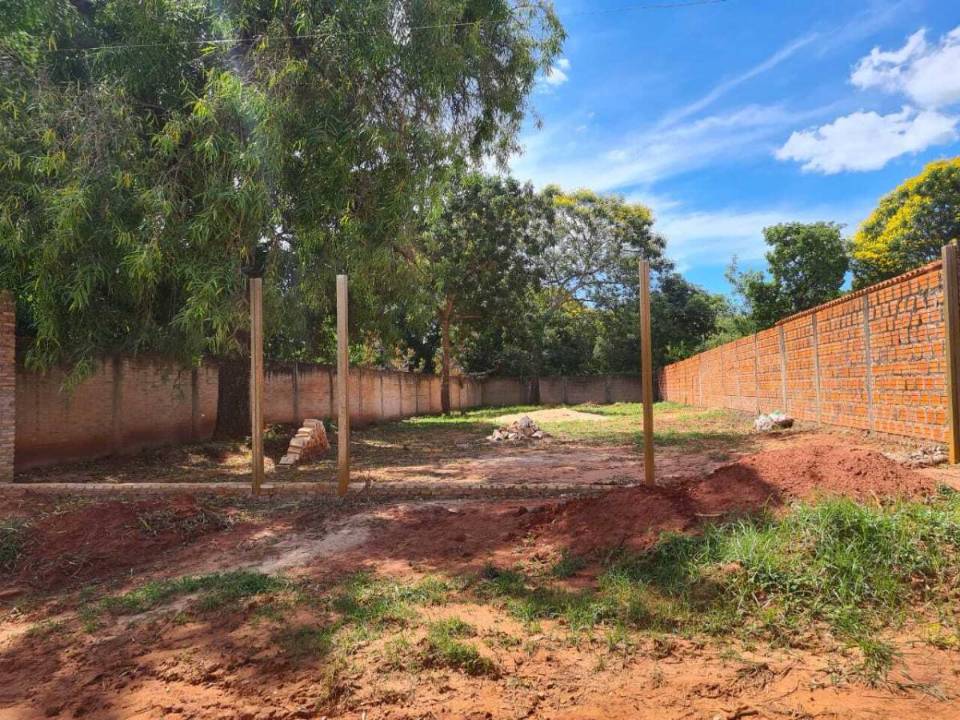 Terreno en venta en Luque