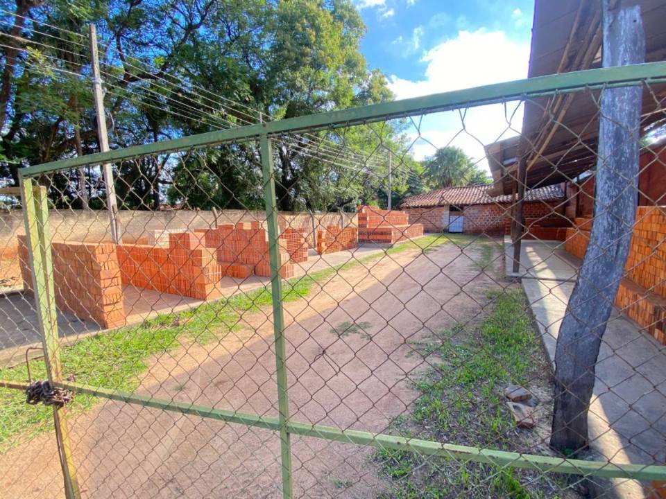 Terreno en venta en Luque