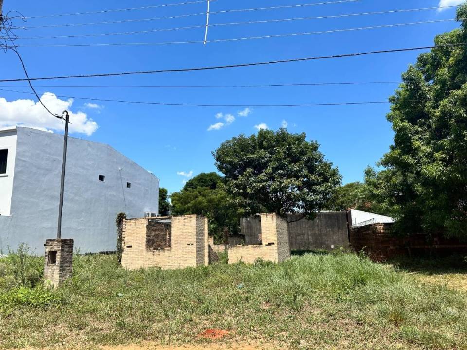 Terreno en venta en Luque
