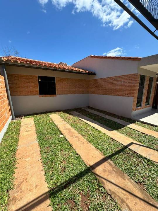 Dúplex en venta en Luque