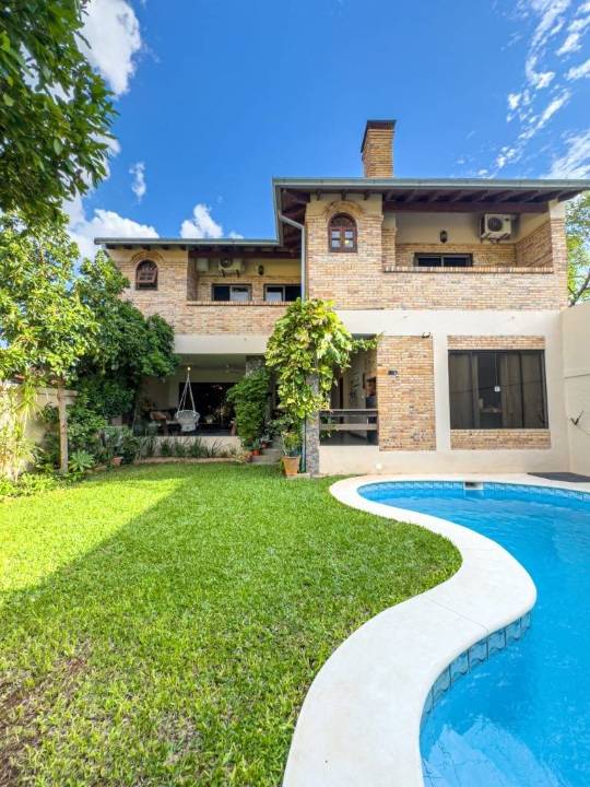 Dúplex en venta en Mburucuya