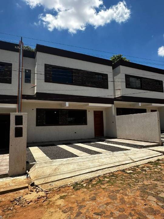 Dúplex en venta en Luque