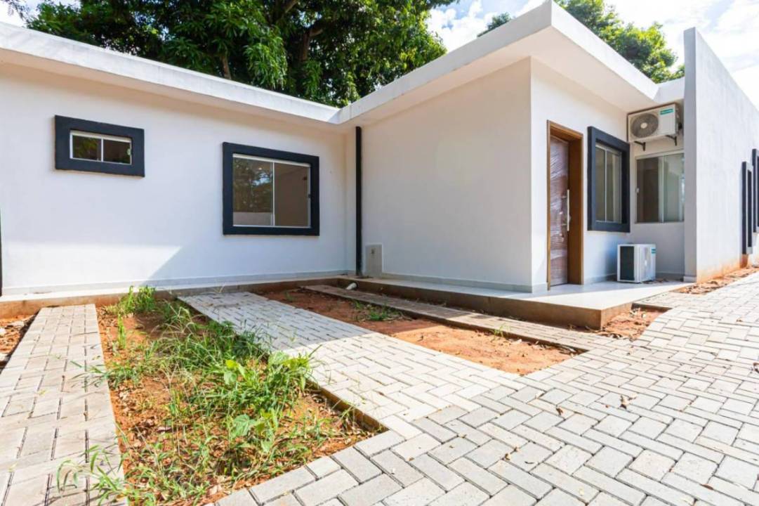 Casa en venta en Luque