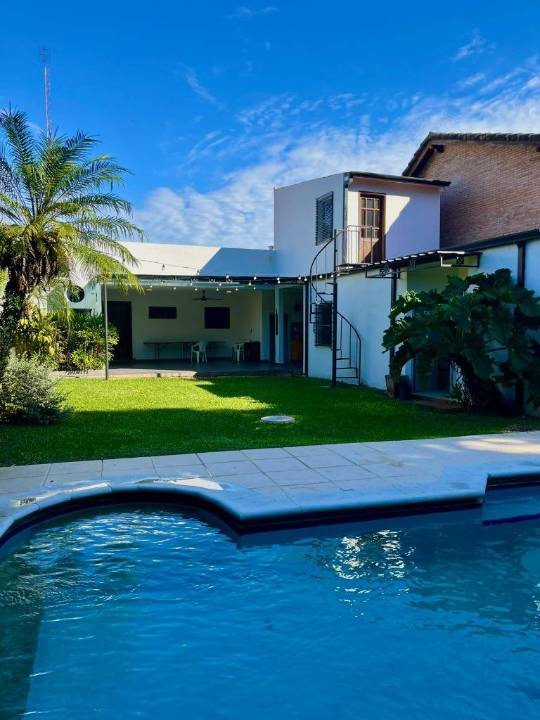 Casa en venta en Luque