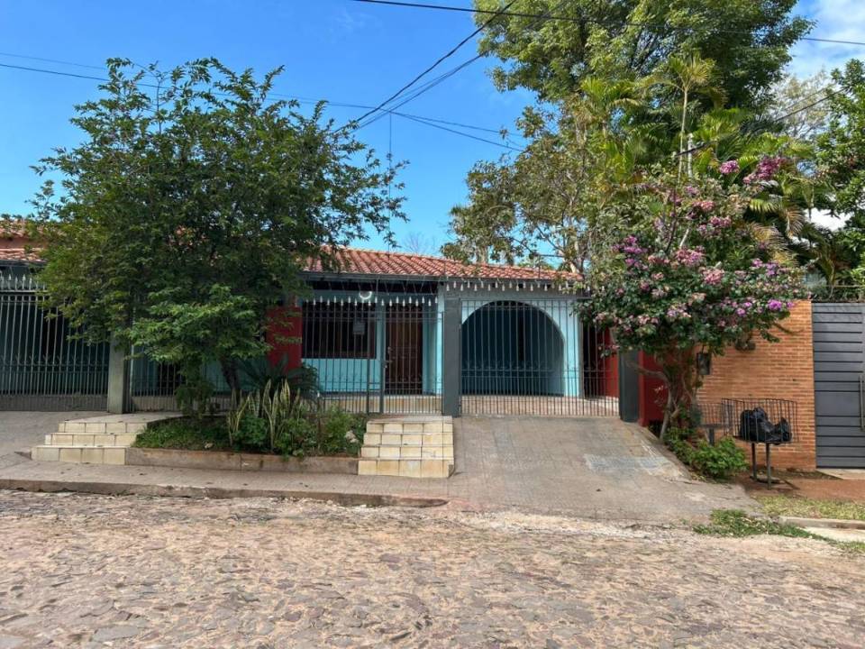 Oficina en venta en Mburucuya
