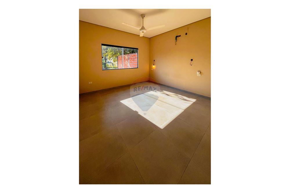 Casa en venta en Loma Merlo