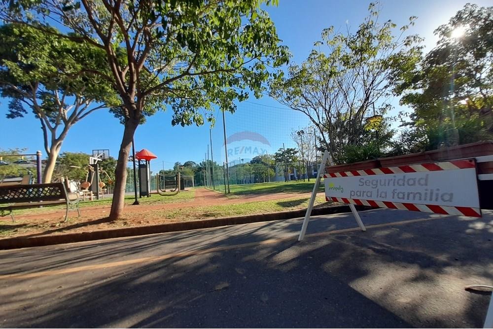 Terreno en venta en Luque