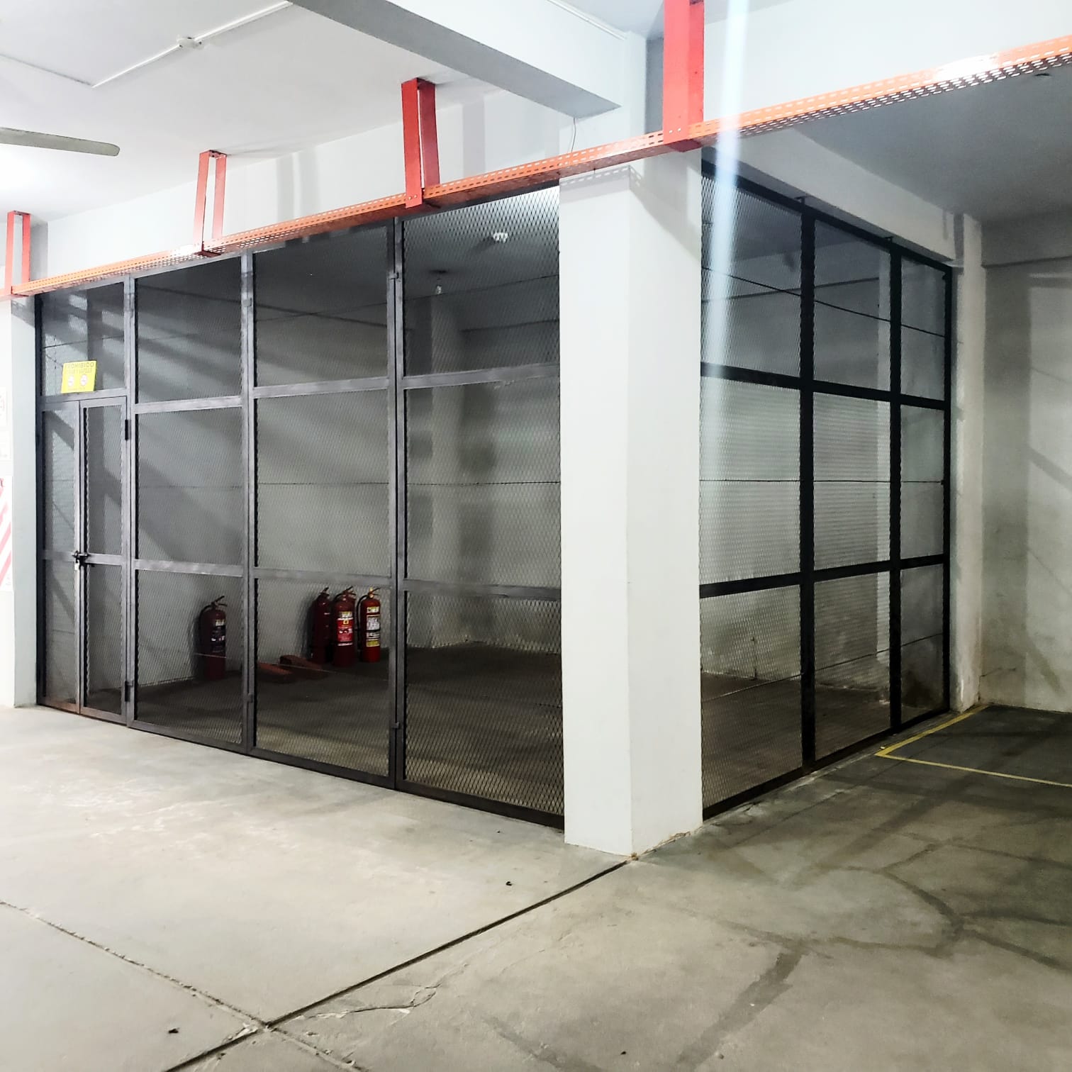 Local comercial en alquiler en Pettirossi