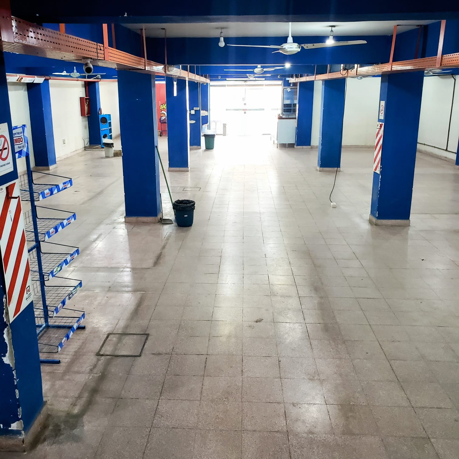 Local comercial en alquiler en Pettirossi