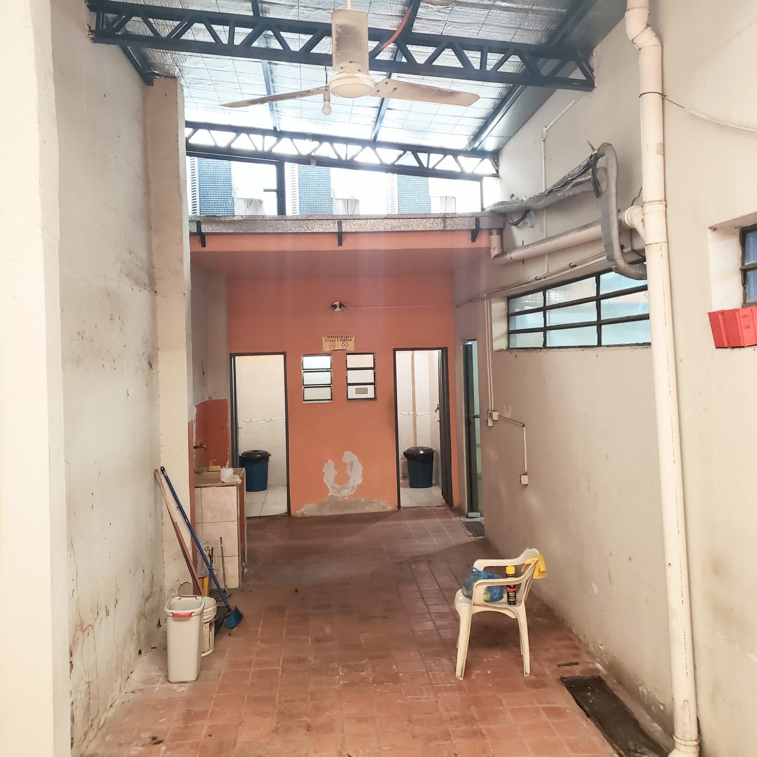 Local comercial en alquiler en Pettirossi
