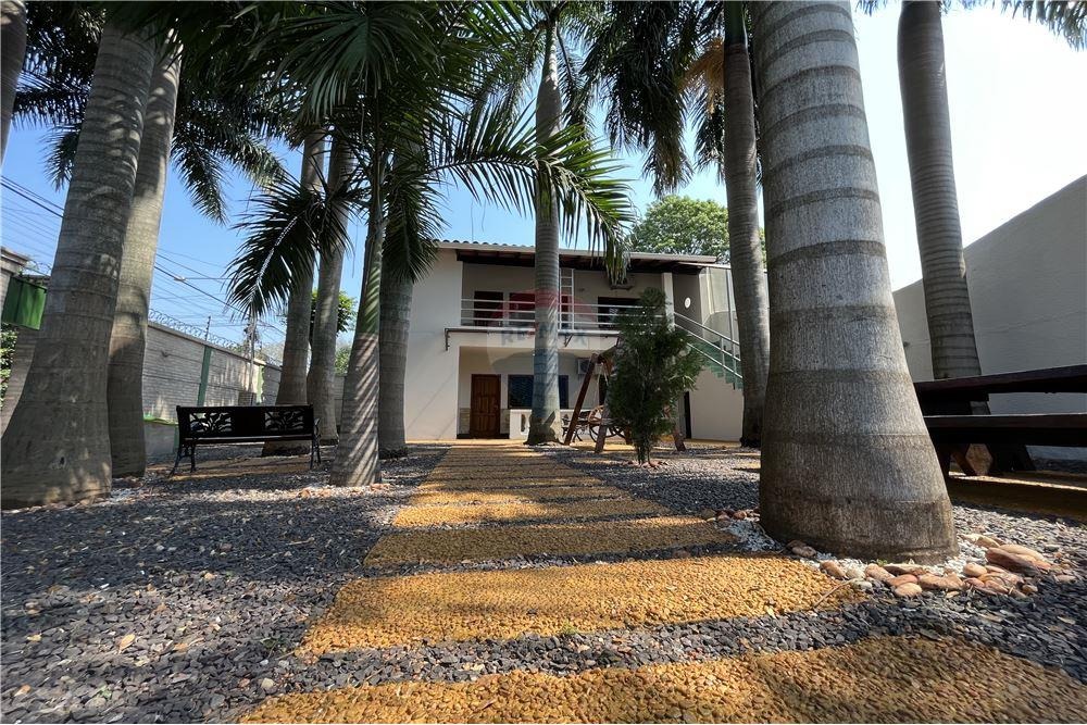 Casa en venta en Las Lomas