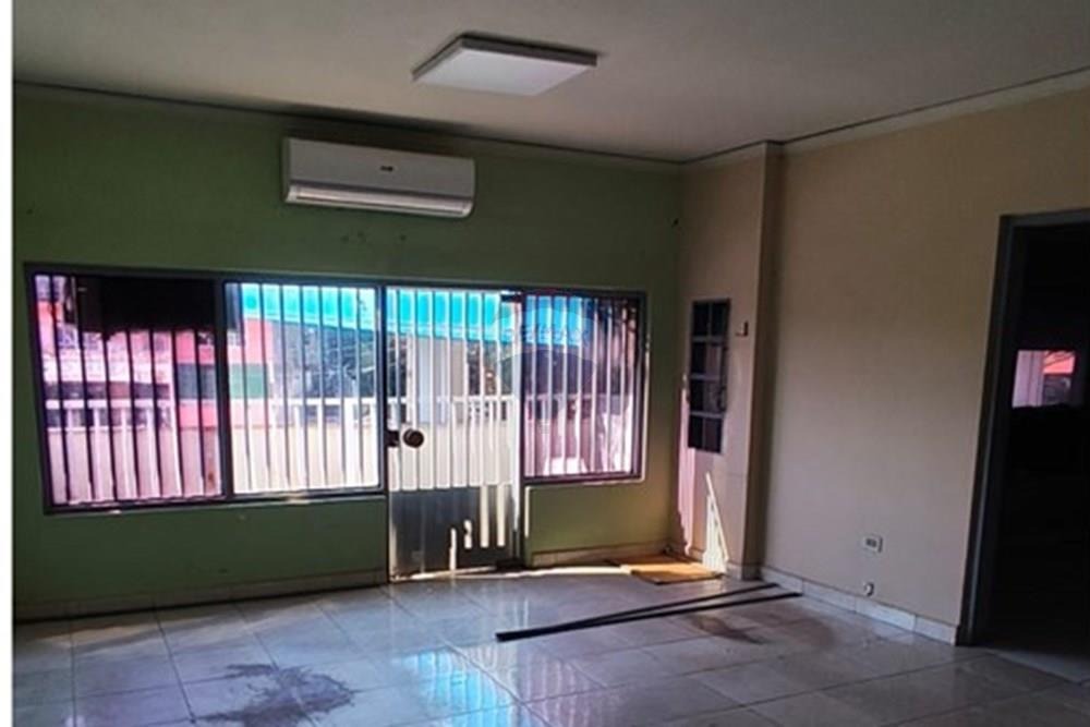 Depósito en alquiler en Lambare
