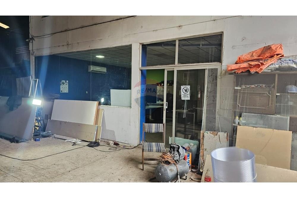 Depósito en venta en Fernando De La Mora