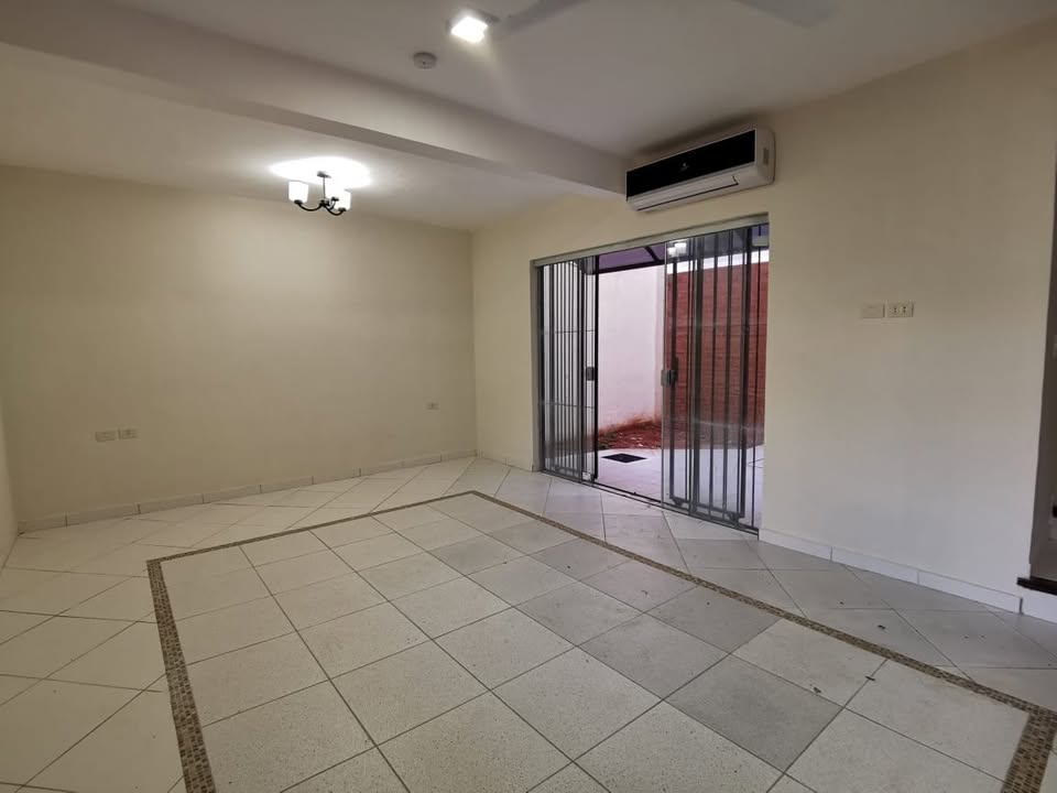 Dúplex en alquiler en Mburucuya
