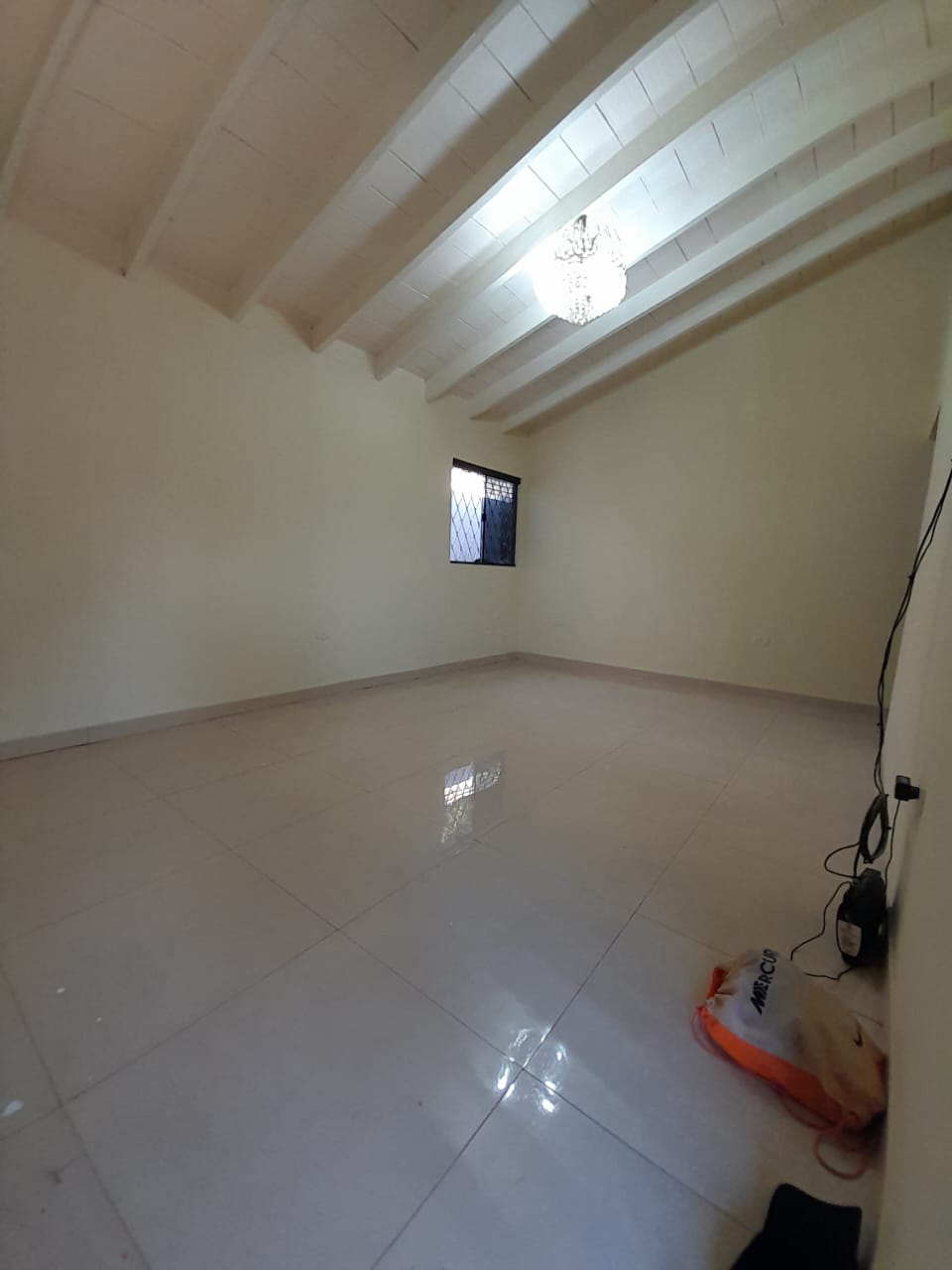 Casa en alquiler en LAURELTY
