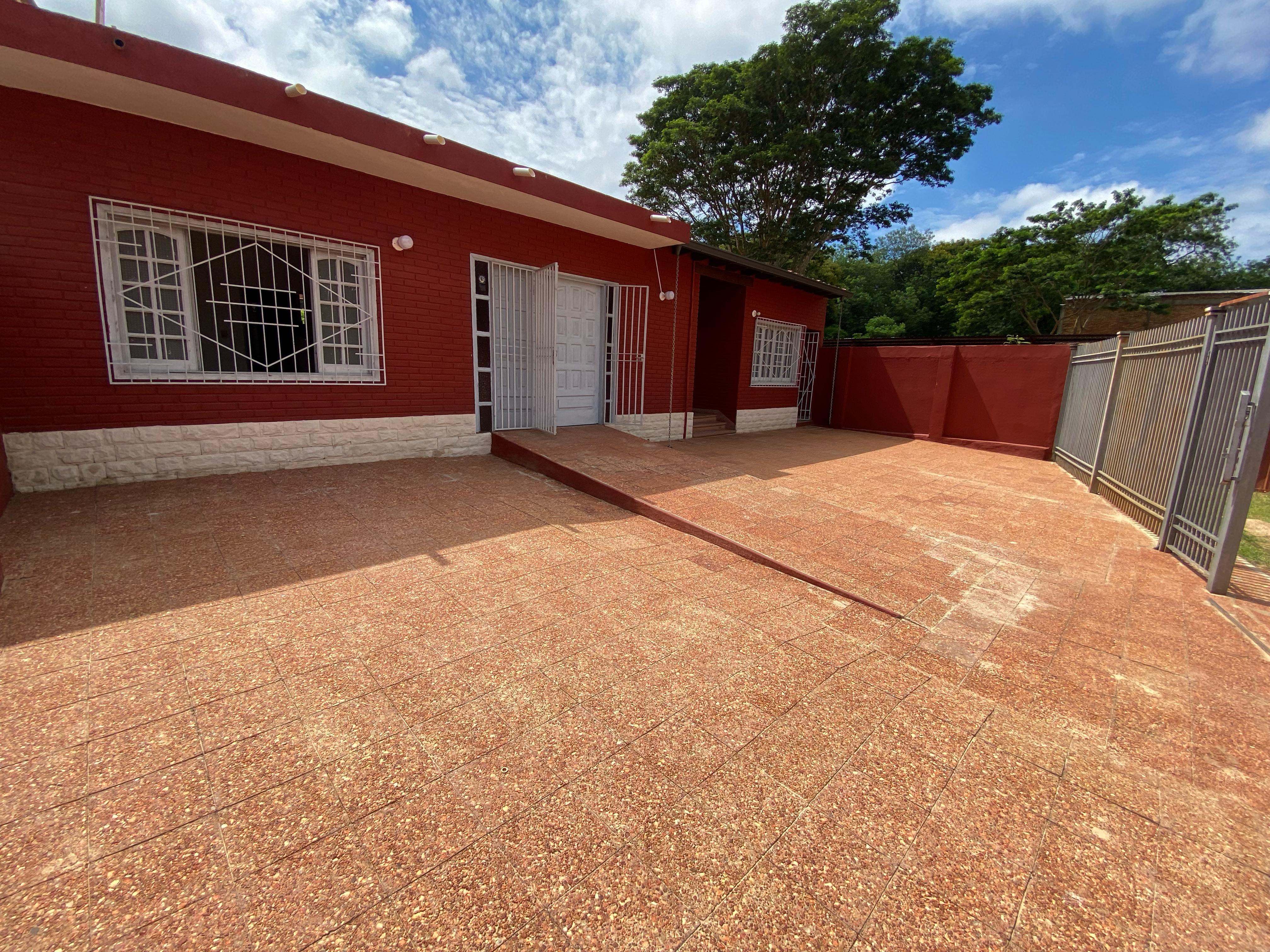 Casa en alquiler en Etiene