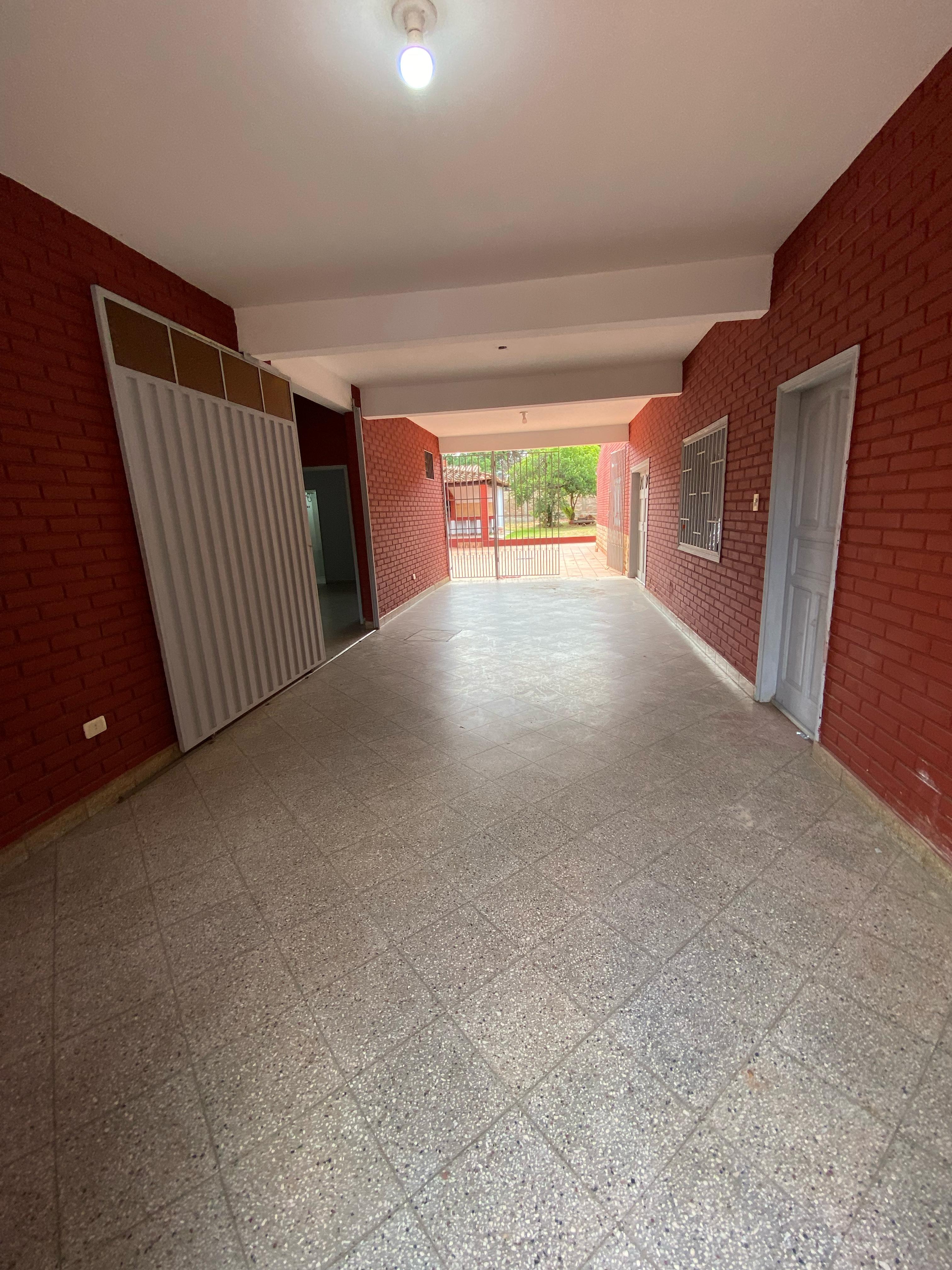 Casa en alquiler en Etiene