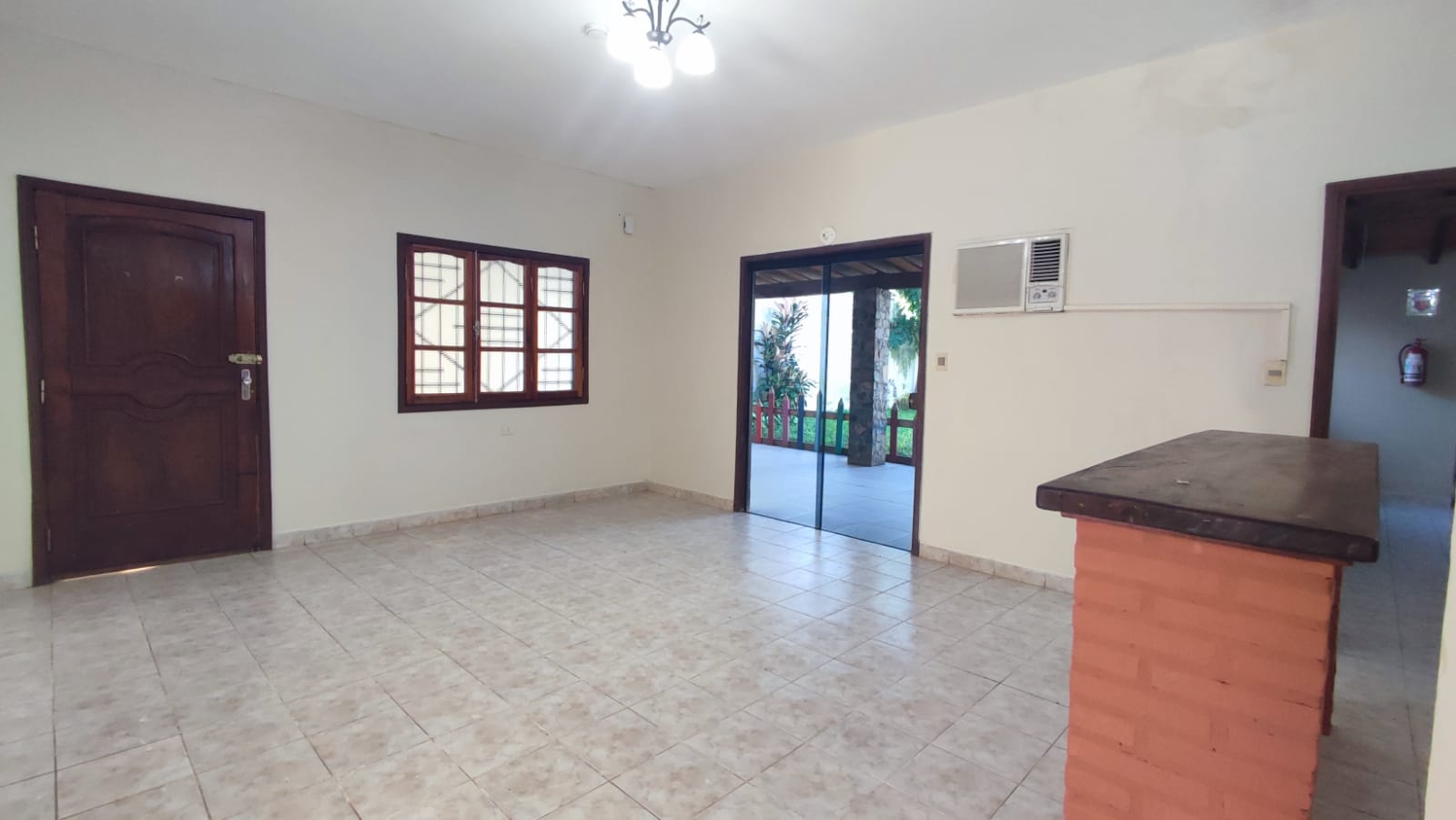 Casa en alquiler en VILLA ADELA