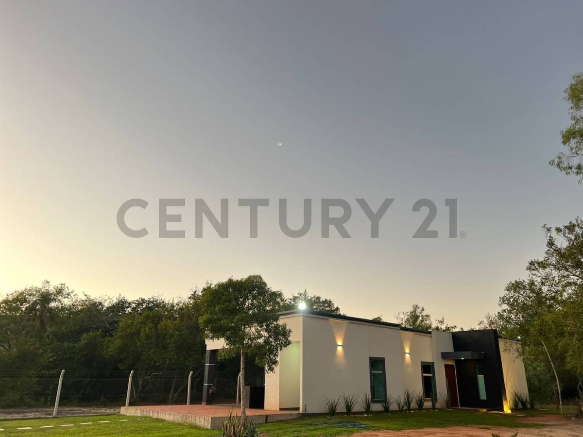 Casa en venta en Ytu