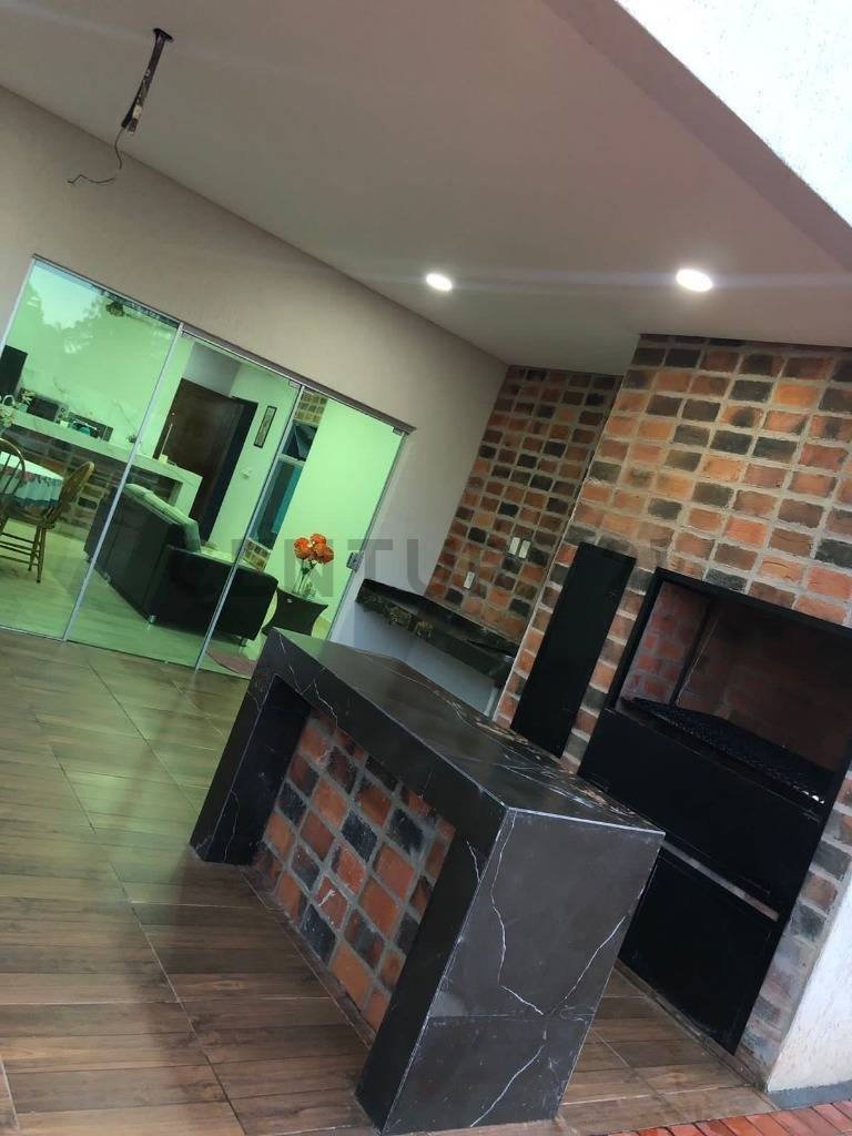 Casa en venta en Ytu