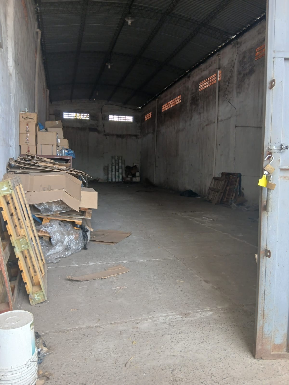 Depósito en venta en Loma Pyta