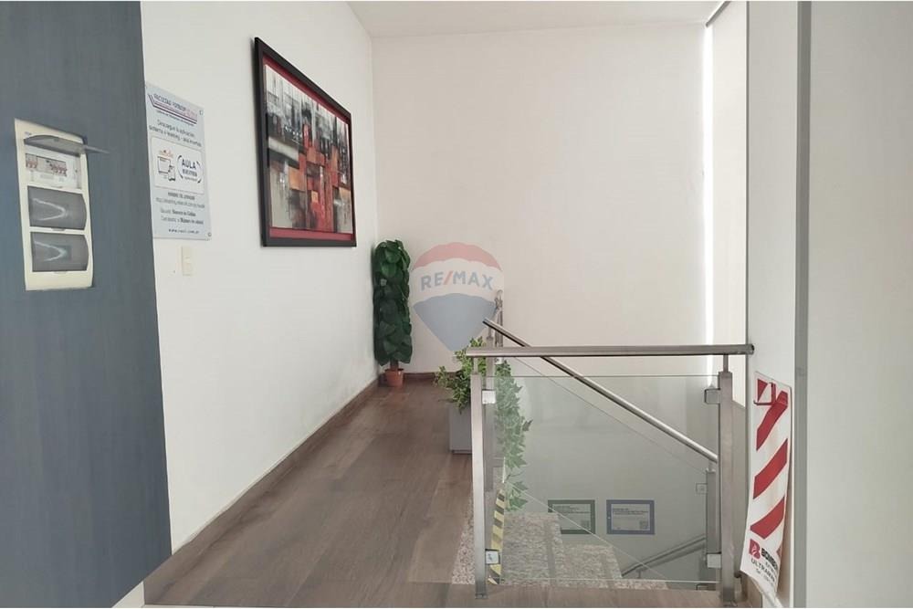 Edificio en alquiler en Villa Morra