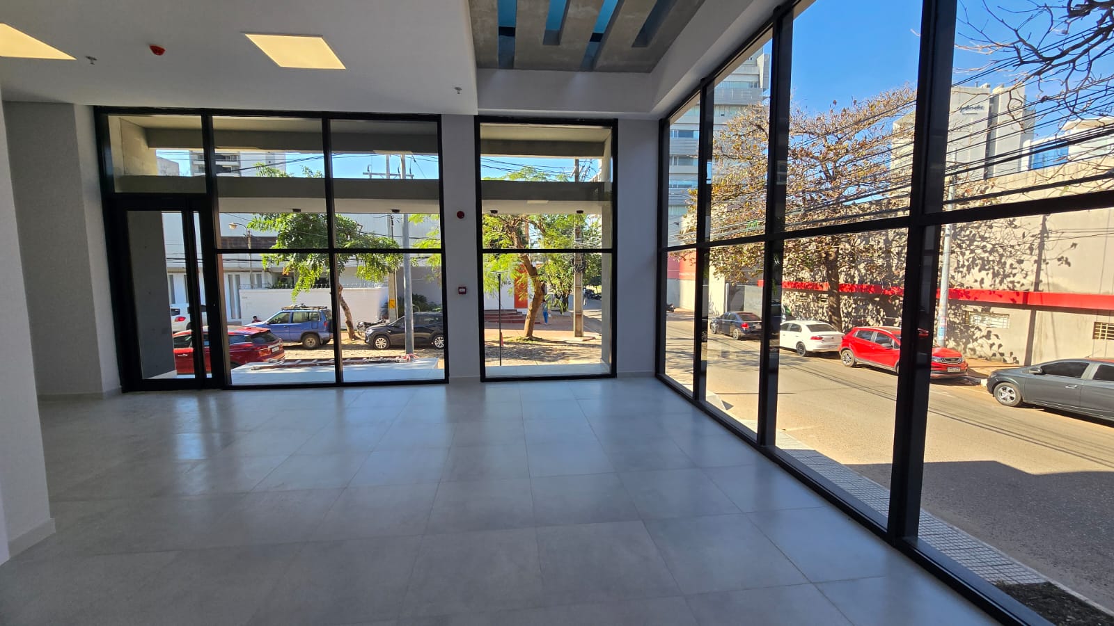 Local comercial en venta en Las Lomas