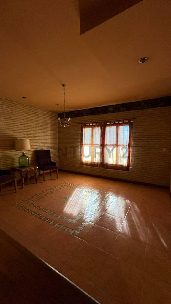 Casa en venta en Luque