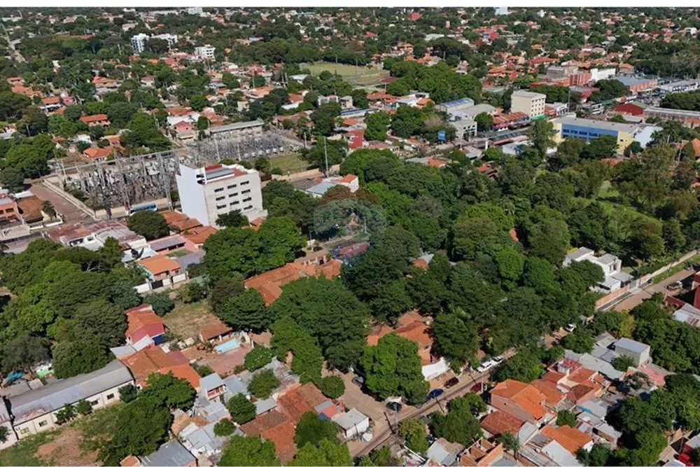 Terreno en venta en Lambare