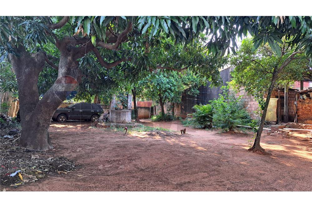 Terreno en venta en Lambare